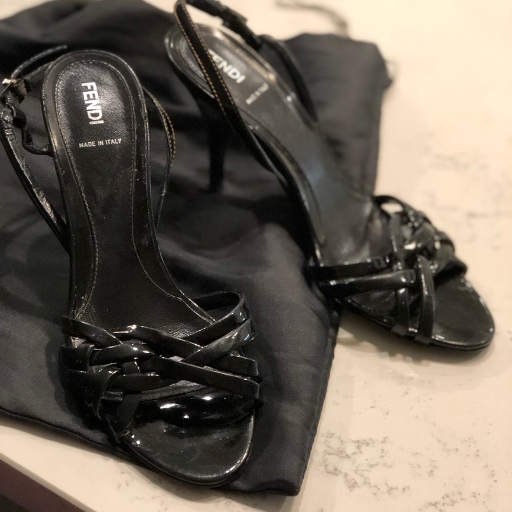Fendi Heels 3 inch size 8.5